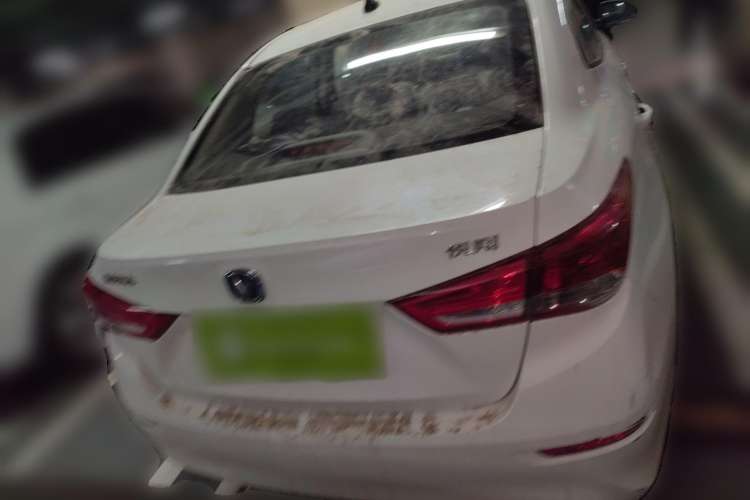 Used CHANGAN Alsvin 2018 1.4L Manual Comfort Model China V Standard Rear