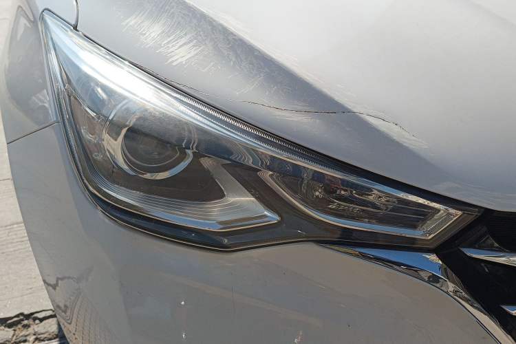 Used CHANGAN Alsvin 2018 1.5L DCT Prestige Model China V Standard Right Front Headlight