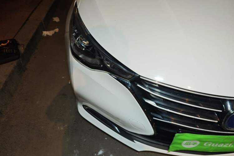 Used CHANGAN Alsvin 2018 1.4L Manual Luxury Model China V Standard Right Front Headlight