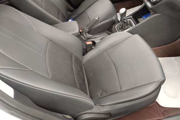 Used CHANGAN Alsvin 2018 1.4L Manual Luxury Model China V Standard Right Front Seat