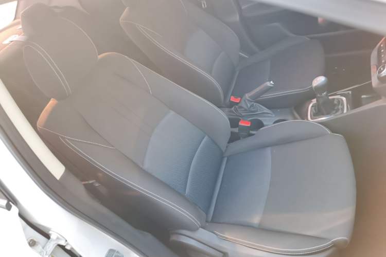 Used CHANGAN Alsvin 2018 1.4L Manual Comfort Model China V Standard Right Front Seat