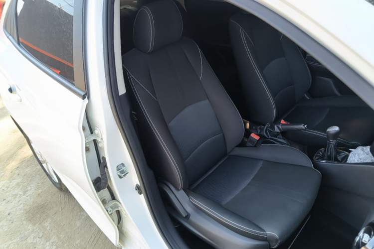 Used CHANGAN Alsvin 2018 1.4L Manual Comfort Model China V Standard Right Front Seat