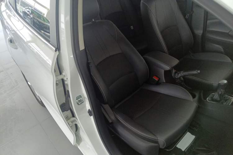 Used CHANGAN Alsvin 2018 1.4L Manual Luxury Model China V Standard Right Front Seat