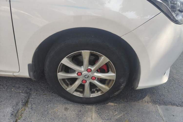 Used CHANGAN Alsvin 2018 1.4L Manual Comfort Model China V Standard Right Front Wheel Hub