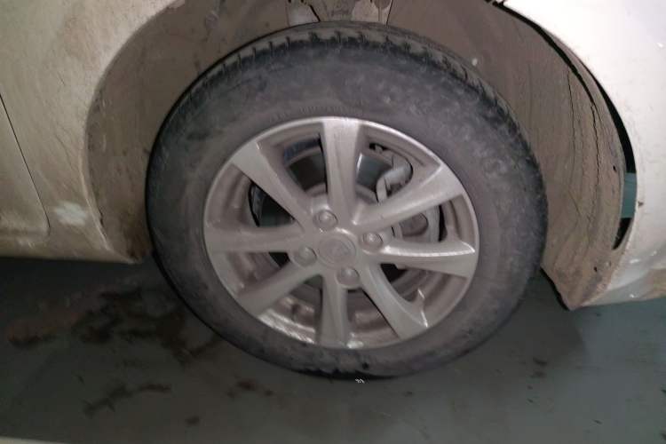 Used CHANGAN Alsvin 2018 1.4L Manual Comfort Model China V Standard Right Front Wheel Hub