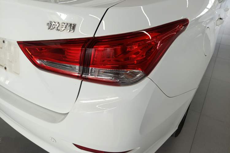 Used CHANGAN Alsvin 2018 1.4L Manual Luxury Model China V Standard Right Rear Taillight