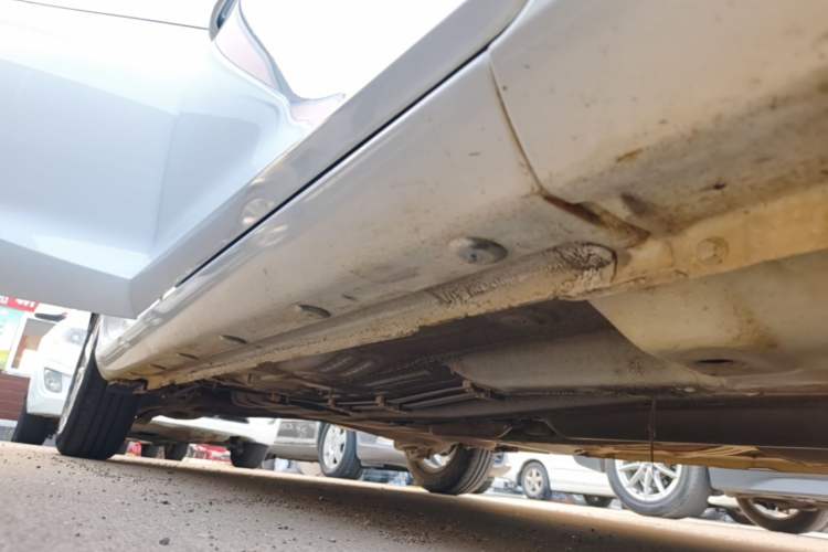 Used CHANGAN Alsvin 2018 1.4L Manual Comfort Model China V Standard Right Side Sill