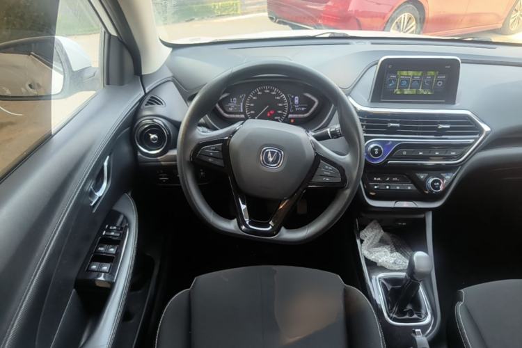 Used CHANGAN Alsvin 2018 1.4L Manual Comfort Model China V Standard Steering Wheel