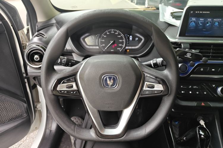 Used CHANGAN Alsvin 2018 1.5L DCT Luxury Model China V Standard Steering Wheel
