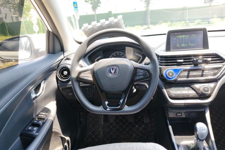 Used CHANGAN Alsvin 2018 1.4L Manual Comfort Model China V Standard Steering Wheel