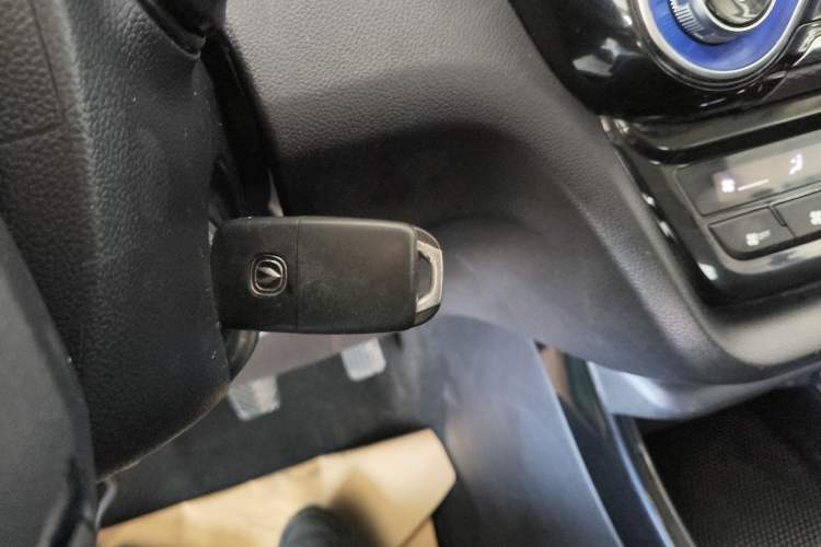 Used CHANGAN Alsvin 2018 1.4L Manual Comfort Model China V Standard Vehicle Key