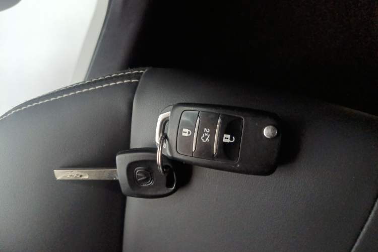 Used CHANGAN Alsvin 2018 1.4L Manual Luxury Model China V Standard Vehicle Key