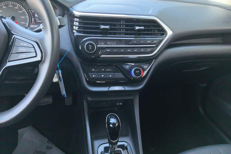Used CHANGAN Alsvin 2019 1.5L DCT LianDong Cloud Edition Audio And AC Panel