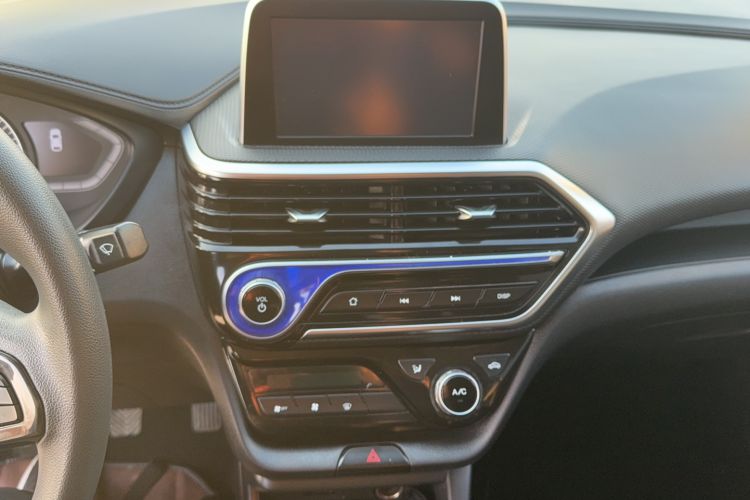 Used CHANGAN Alsvin 2019 1.4L Manual Comfort Edition China VI Standard Audio And AC Panel