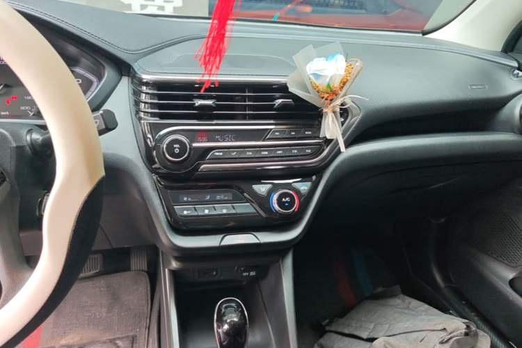 Used CHANGAN Alsvin 2019 1.5L DCT LianDong Cloud Edition Audio And AC Panel