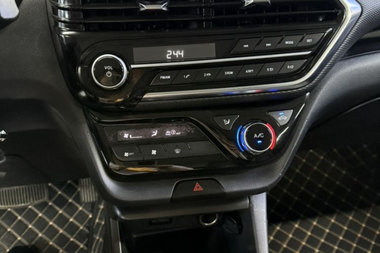 Used CHANGAN Alsvin 2019 1.5L DCT LianDong Cloud Edition Audio And AC Panel