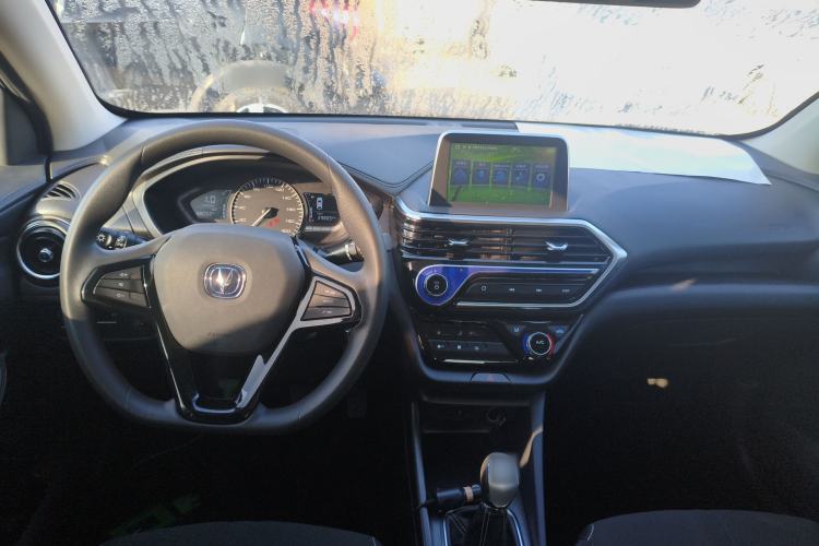 Used CHANGAN Alsvin 2019 1.4L Manual Comfort Edition China VI Standard Center Console