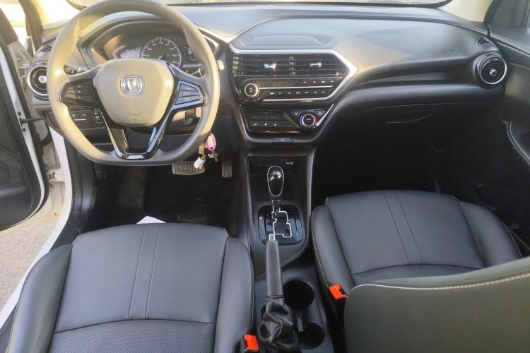 Used CHANGAN Alsvin 2019 1.5L DCT Comfort Model China VI Standard Center Console
