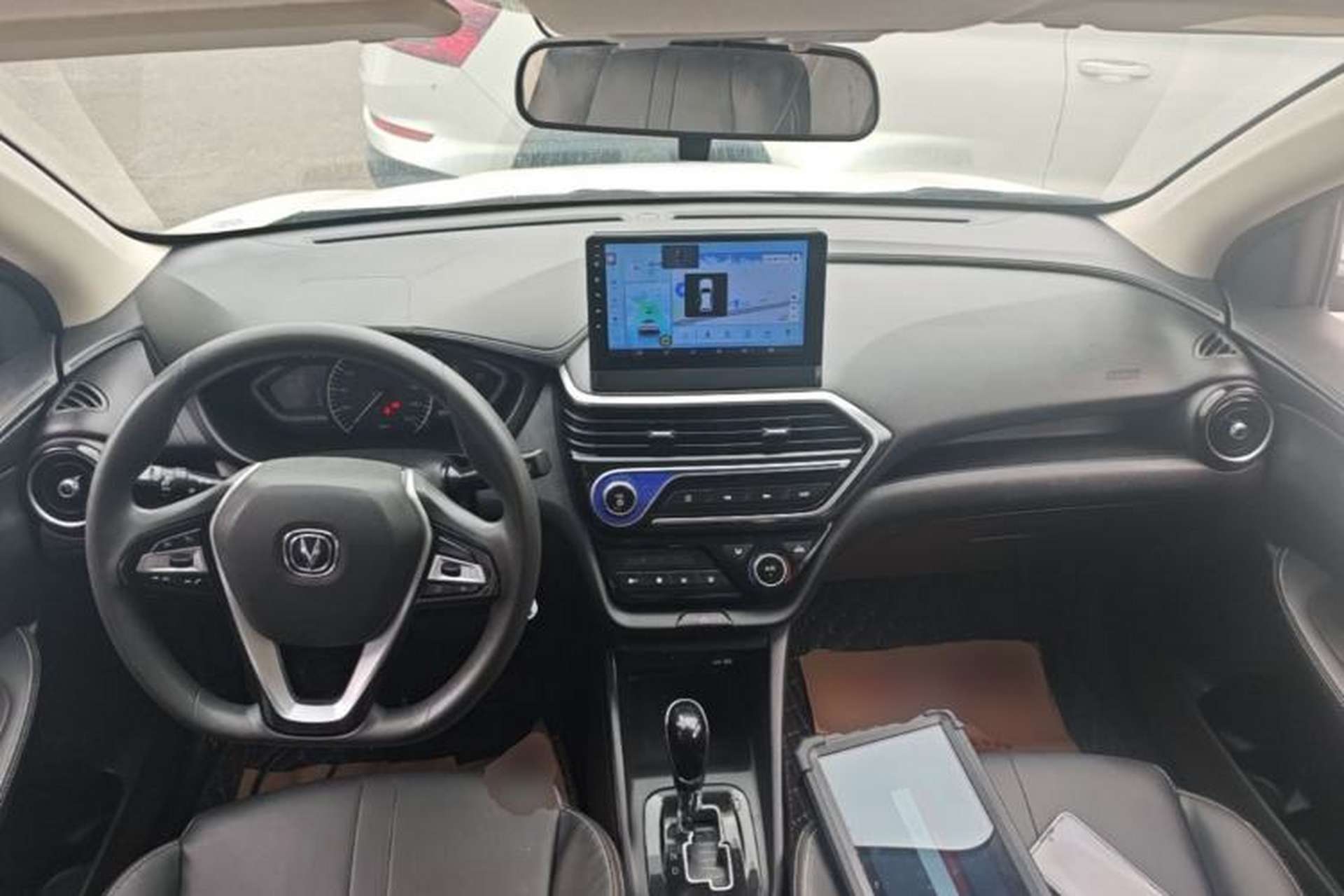 Used CHANGAN Alsvin 2019 1.5L DCT Luxury Version China VI Standard Center Console