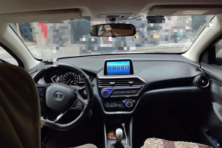 Used CHANGAN Alsvin 2019 1.4L Manual Comfort Edition China VI Standard Center Console