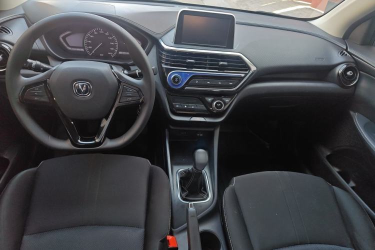 Used CHANGAN Alsvin 2019 1.4L Manual Comfort Edition China VI Standard Center Console