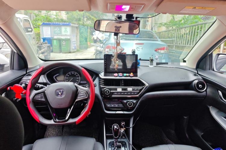 Used CHANGAN Alsvin 2019 1.5L DCT Luxury Version China VI Standard Center Console