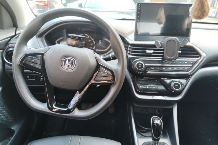 Used CHANGAN Alsvin 2019 1.5L DCT Comfort Model China VI Standard Center Console