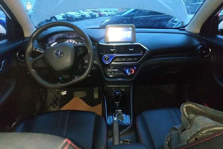 Used CHANGAN Alsvin 2019 1.5L DCT Comfort Model China VI Standard Center Console