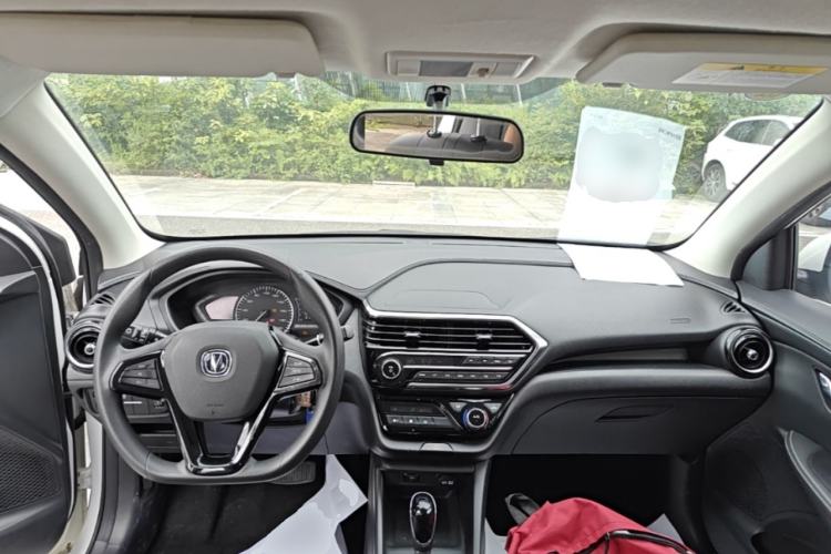 Used CHANGAN Alsvin 2019 1.5L DCT Comfort Model China VI Standard Center Console