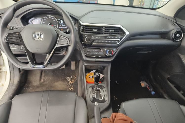 Used CHANGAN Alsvin 2019 1.5L DCT Luxury Version China VI Standard Center Console