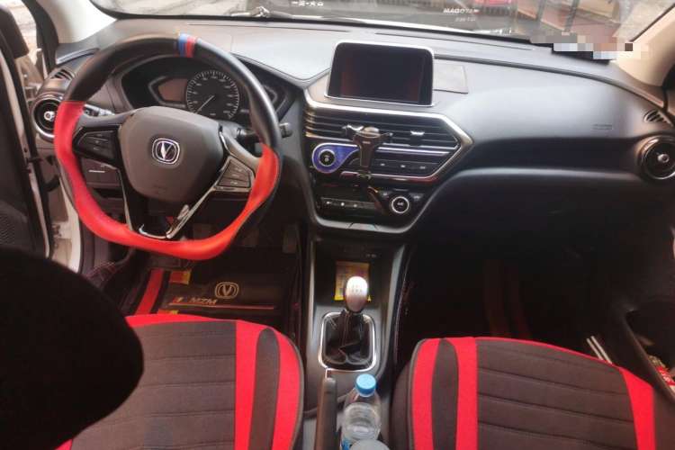 Used CHANGAN Alsvin 2019 1.4L Manual Comfort Edition China VI Standard Center Console