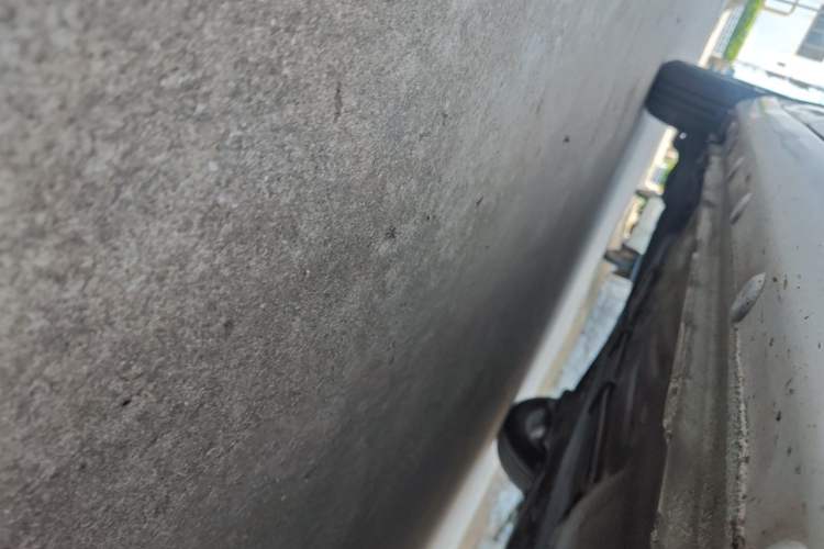 Used CHANGAN Alsvin 2019 1.4L Manual Comfort Edition China VI Standard Chassis Front Right