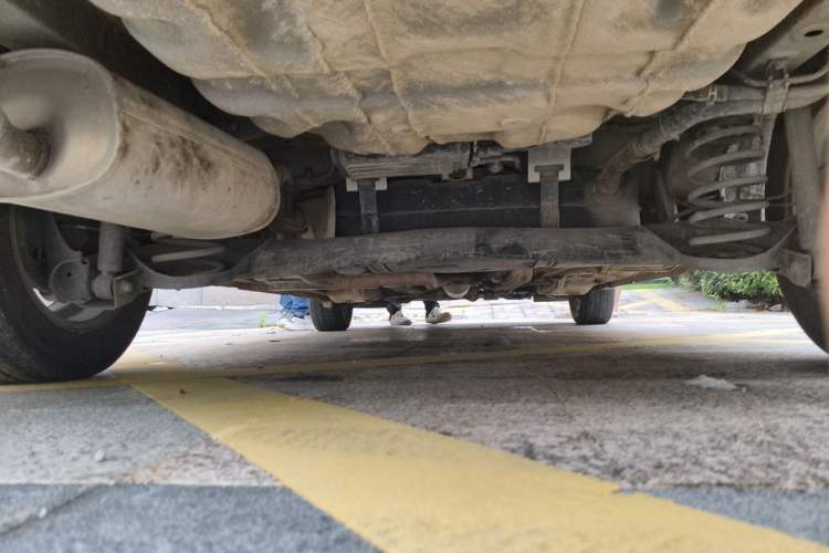 Used CHANGAN Alsvin 2019 1.5L DCT Luxury Version China VI Standard Chassis Rear