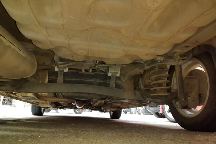 Used CHANGAN Alsvin 2019 1.4L Manual Comfort Edition China VI Standard Chassis Rear