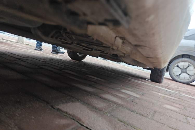 Used CHANGAN Alsvin 2019 1.4L Manual Comfort Edition China VI Standard Chassis Rear Right