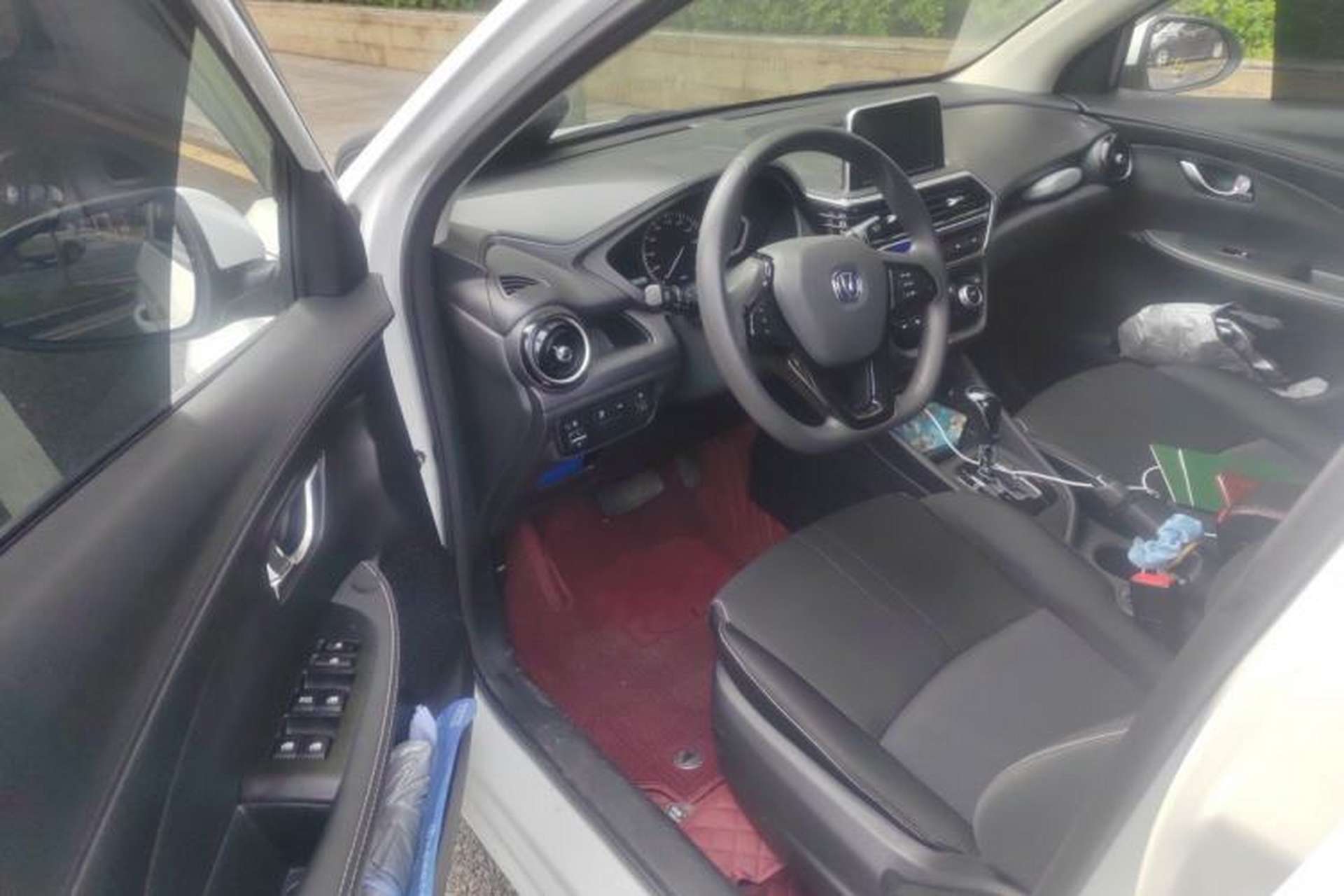 Used CHANGAN Alsvin 2019 1.5L DCT Comfort Model China VI Standard Driver Seat