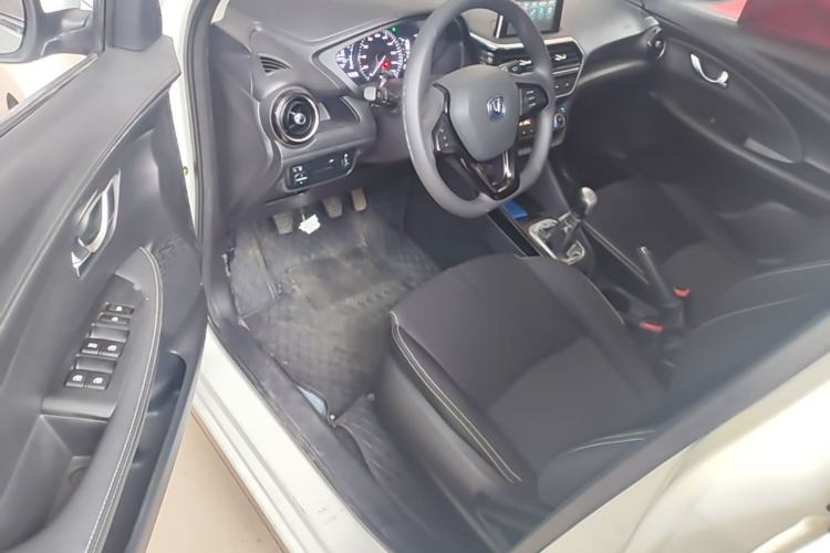 Used CHANGAN Alsvin 2019 1.4L Manual Comfort Edition China VI Standard Driver Seat
