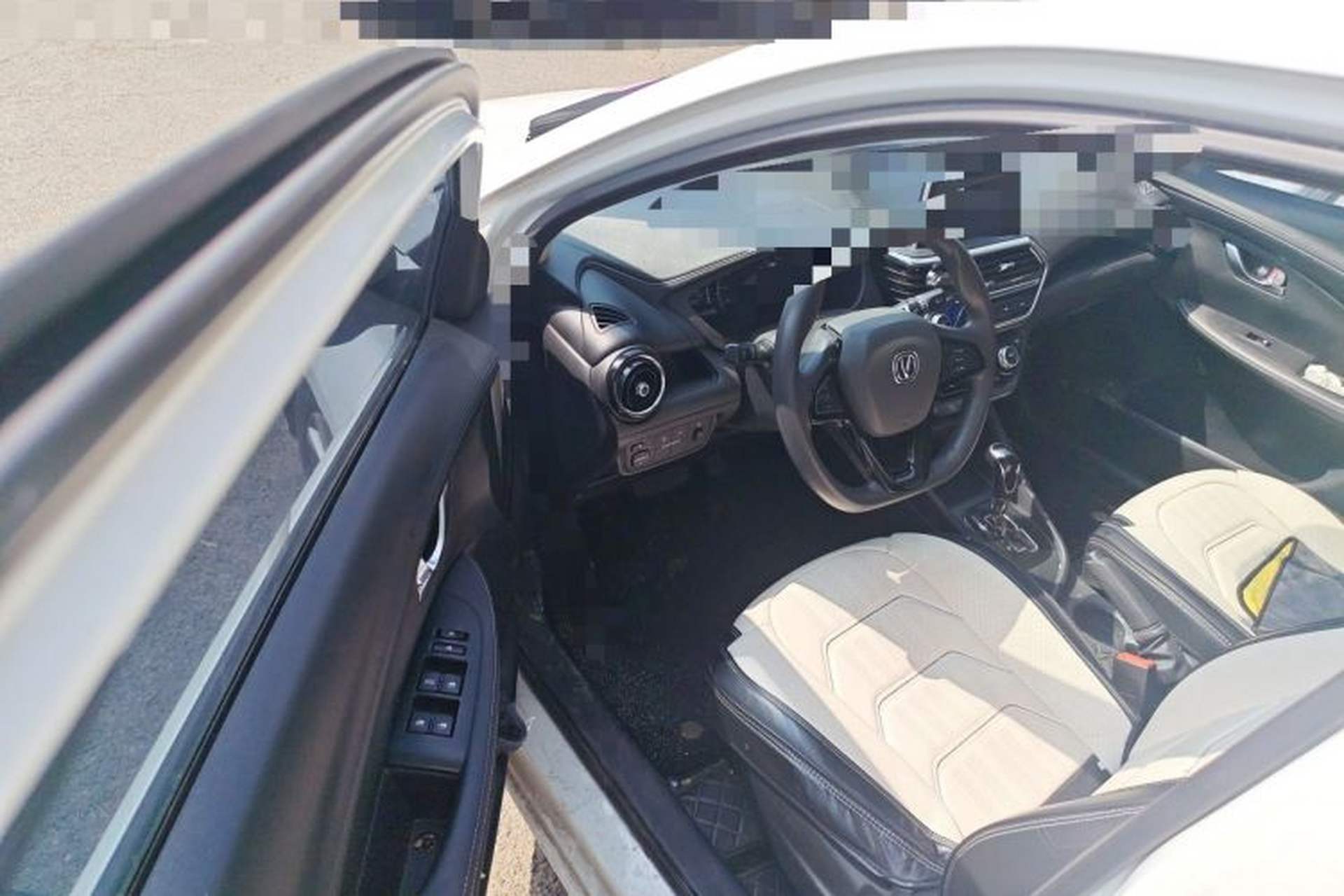 Used CHANGAN Alsvin 2019 1.5L DCT Comfort Model China VI Standard Driver Seat