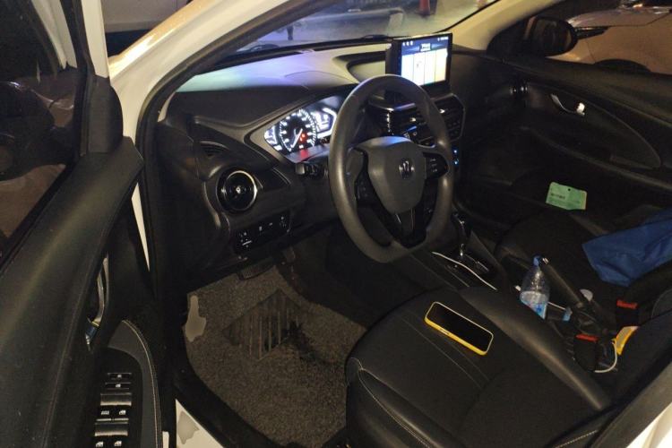 Used CHANGAN Alsvin 2019 1.5L DCT Comfort Model China VI Standard Driver Seat