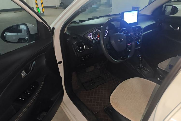 Used CHANGAN Alsvin 2019 1.5L DCT Comfort Model China VI Standard Driver Seat