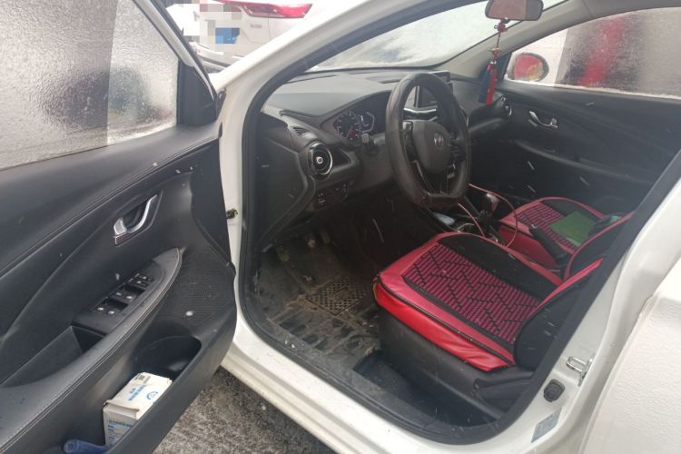 Used CHANGAN Alsvin 2019 1.4L Manual Comfort Edition China VI Standard Driver Seat