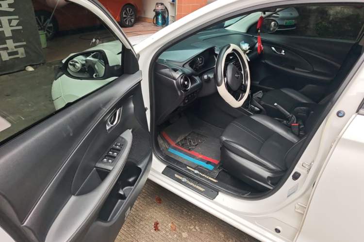 Used CHANGAN Alsvin 2019 1.5L DCT LianDong Cloud Edition Driver Seat