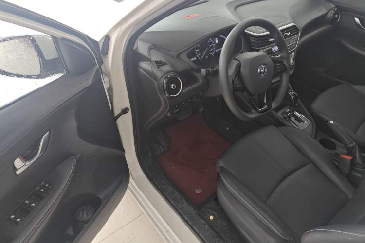 Used CHANGAN Alsvin 2019 1.5L DCT Comfort Model China VI Standard Driver Seat