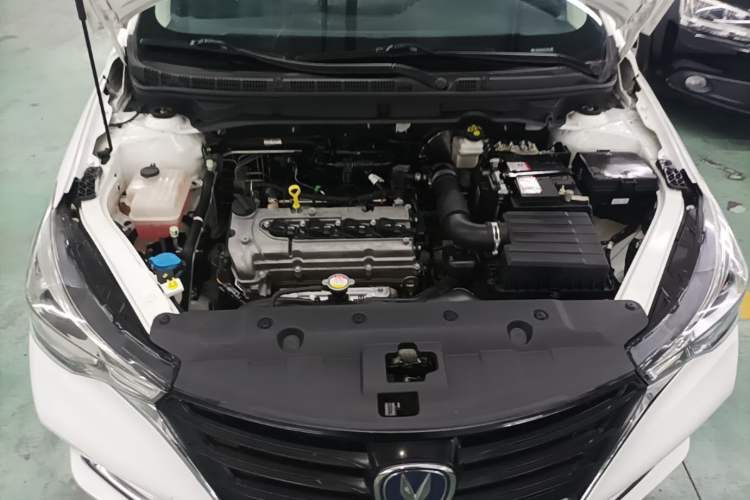 Used CHANGAN Alsvin 2019 1.5L DCT Comfort Model China VI Standard Engine Bay