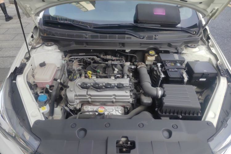 Used CHANGAN Alsvin 2019 1.5L DCT Comfort Model China VI Standard Engine Bay