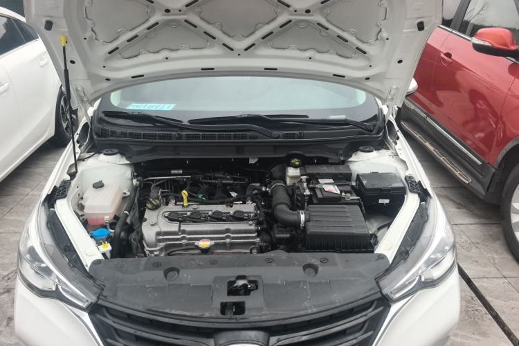 Used CHANGAN Alsvin 2019 1.5L DCT Comfort Model China VI Standard Engine Bay