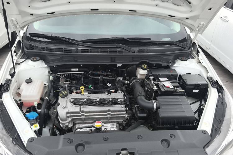 Used CHANGAN Alsvin 2019 1.5L DCT Comfort Model China VI Standard Engine Bay