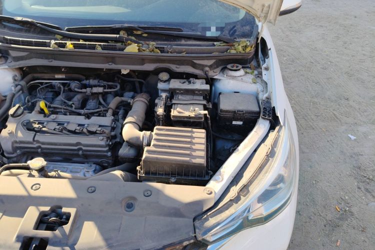 Used CHANGAN Alsvin 2019 1.4L Manual Comfort Edition China VI Standard Engine Bay Left