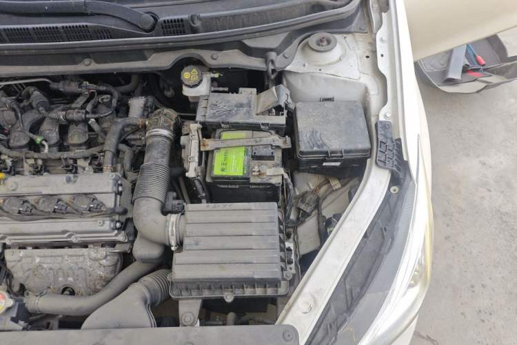 Used CHANGAN Alsvin 2019 1.5L DCT Comfort Model China VI Standard Engine Bay Left