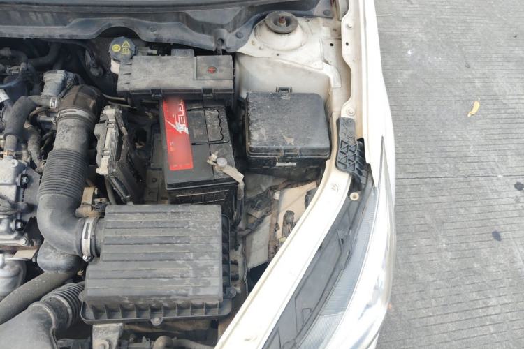 Used CHANGAN Alsvin 2019 1.5L DCT Comfort Model China VI Standard Engine Bay Left